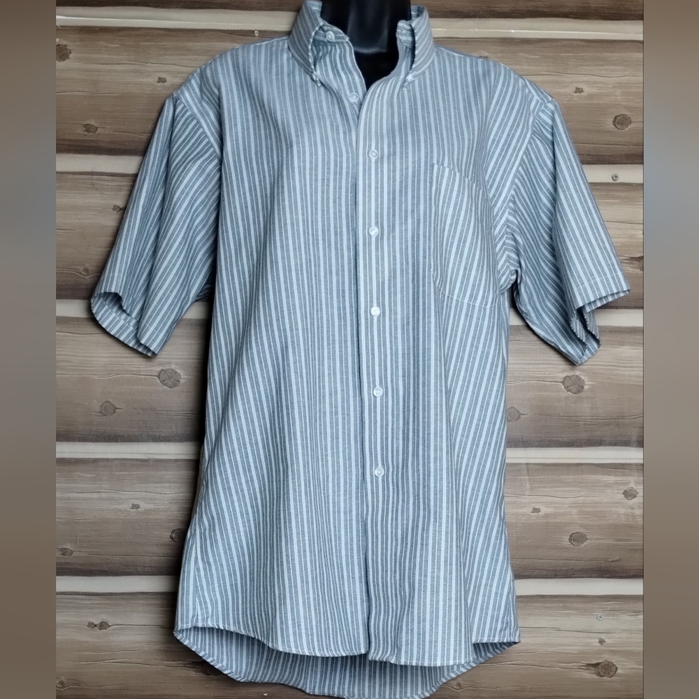 5 for $30 Stafford‎ women short slevee Botton down shirt size 16